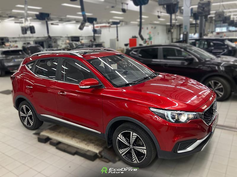 MG ZS (2021) Luxury 44,5 kWh, FWD - fotka 3 z 9