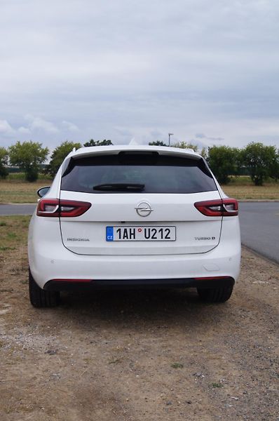 Opel Insignia (2018) - fotka 4 z 9