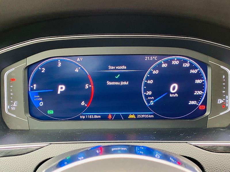 Volkswagen Arteon 2,0 R-LINE 2,0 TDI 140kW 7DSG - fotka 9 z 26