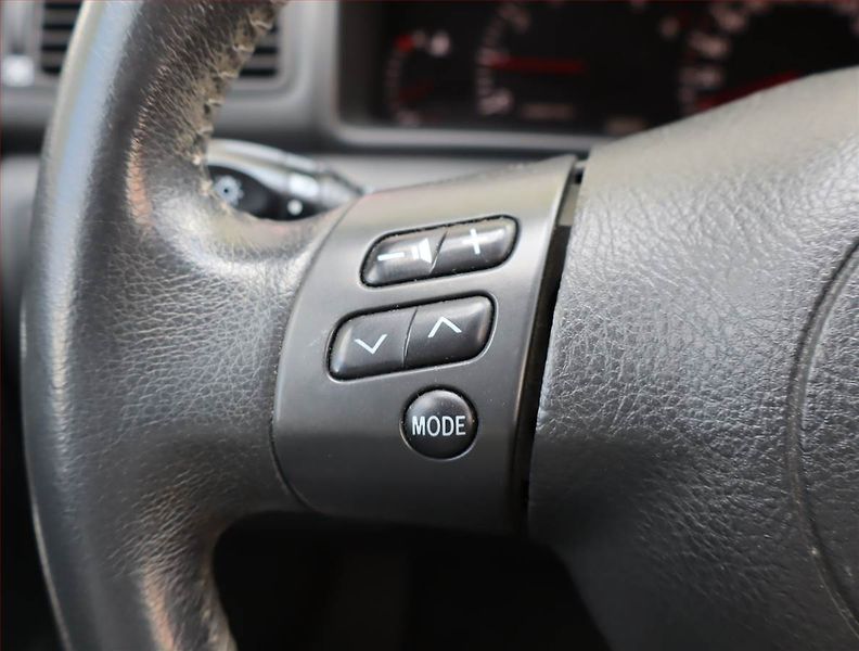 Toyota Corolla (2005) 1.4 D-4D, Automat, po STK - fotka 17 z 17
