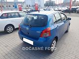 Toyota Yaris (2007) 1.3, 1.maj,ČR, servis.kniha - náhled 1