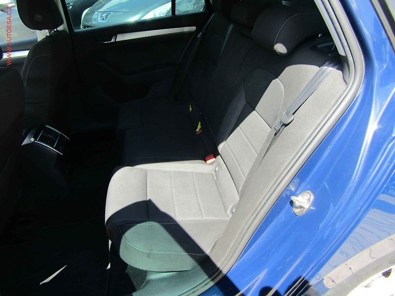 Škoda Superb (2017) 2.0TDi, DSG - fotka 10 z 14