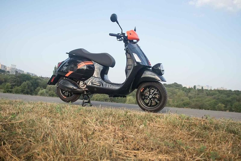 test Vespa GTV 300
