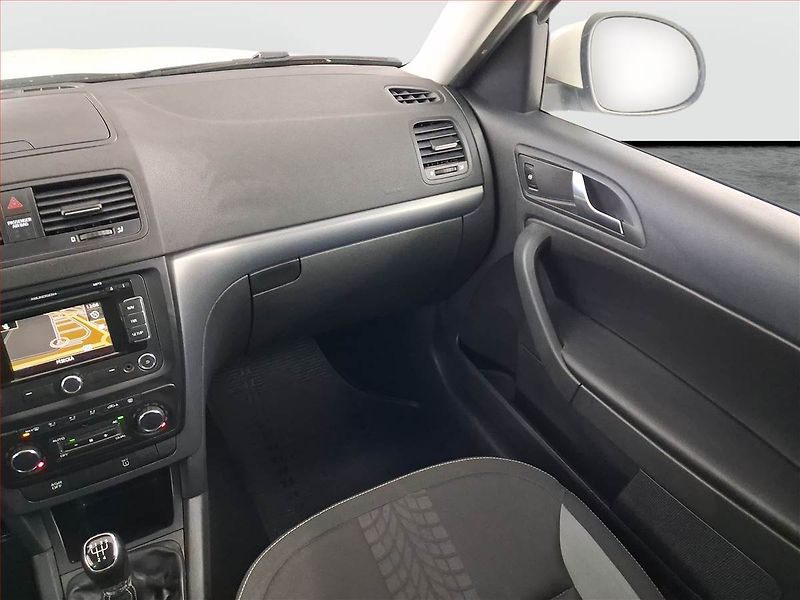 Škoda Yeti (2013) Adventure 2.0 TDI, Navi - fotka 8 z 18