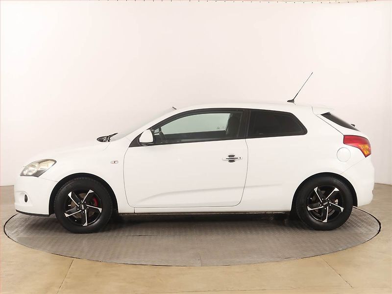 Kia Ceed (2009) 1.4 CVVT, Serv.kniha, nová STK - fotka 3 z 16