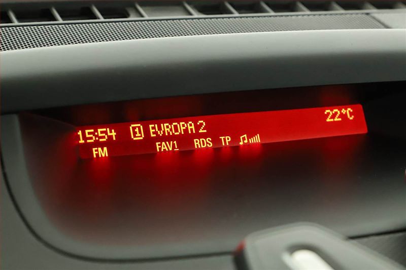Opel Meriva (2015) 1.4 i - fotka 9 z 13
