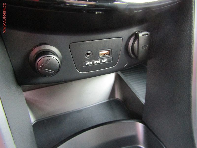 Hyundai i30 (2016) 1.6 GDi - fotka 17 z 22