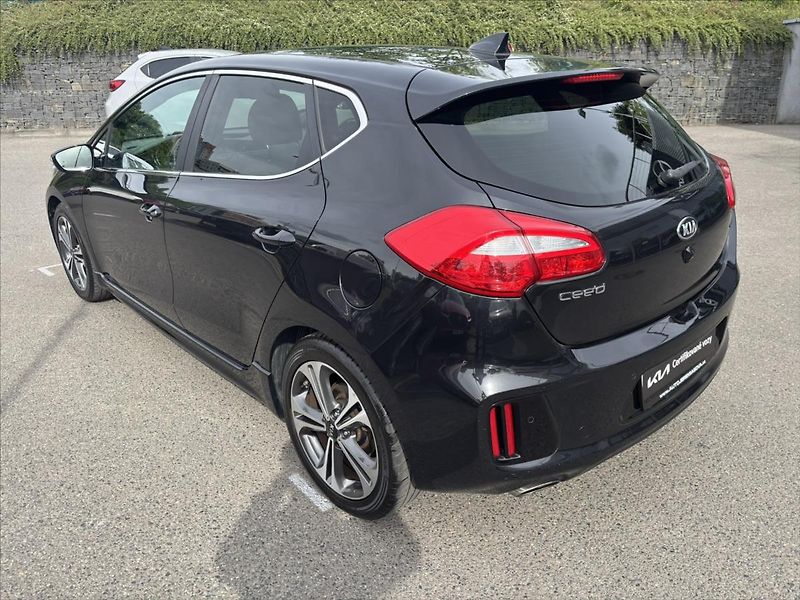 Kia Ceed 1,0 TGDi GT Line NAVI KAMERA - fotka 3 z 38