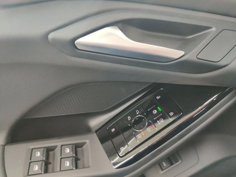 Audi A6 e-tron Perf. Kamera ACC Tep.če - fotka 6 z 13