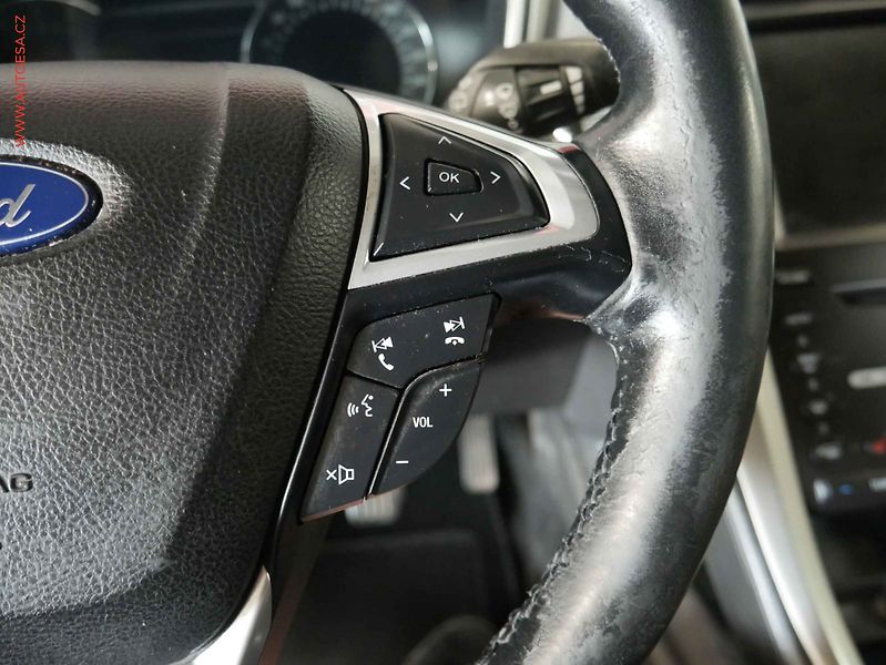 Ford Mondeo (2016) 2.0 TDCi, LED, navi, kůže - fotka 13 z 22