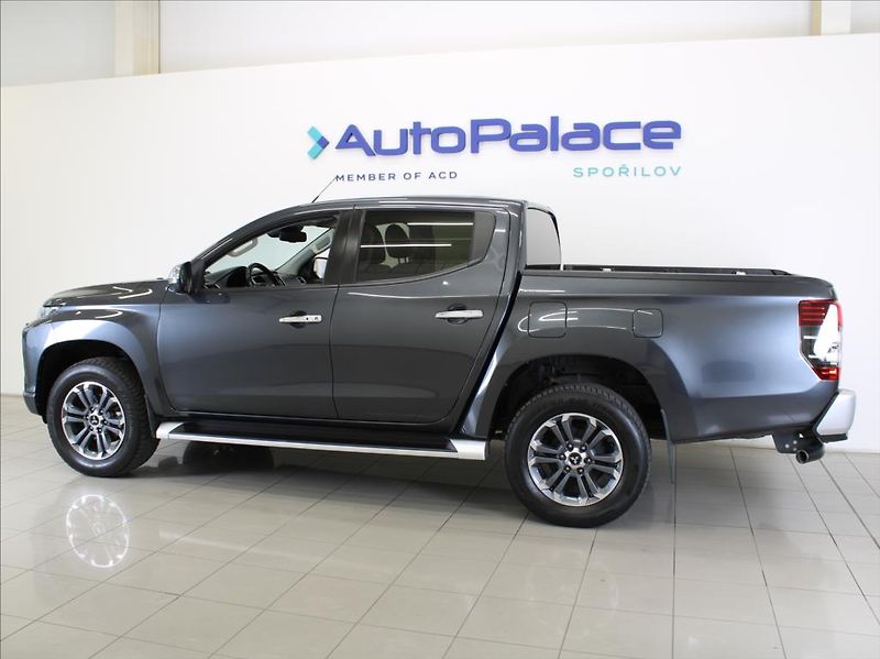 Mitsubishi L200 2,3 DI-D 127kW AT Instyle DPH - fotka 5 z 24
