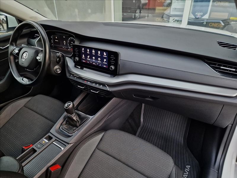 Škoda Octavia 2.0TDI Ambition,ČR,1.Majitel - fotka 13 z 50