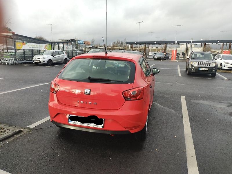 Seat Ibiza (2015) - fotka 2 z 13