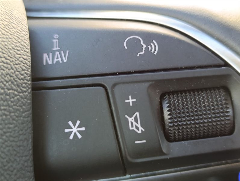Audi A3 1,6 TDi Aut.klima,Navigace - fotka 29 z 34