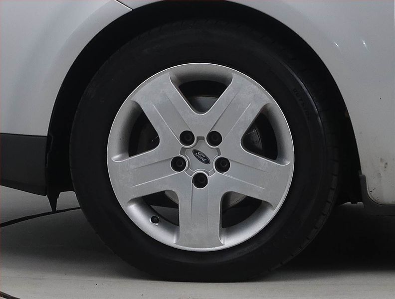Ford C-MAX (2006) 1.6 TDCi, Tažné, oblíbený vůz - fotka 14 z 15