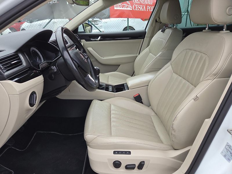 Škoda Superb L&K možné i na splátky VŠEM!  - fotka 9 z 12