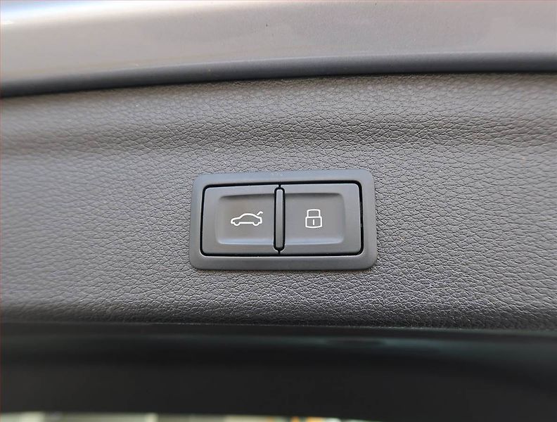Audi Q3 (2019) 40 TFSI - fotka 25 z 25