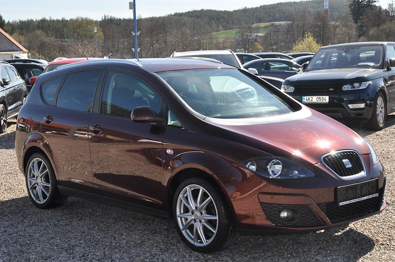 Seat Altea XL 1.4TSi 92kW STYLE - fotka 2 z 19