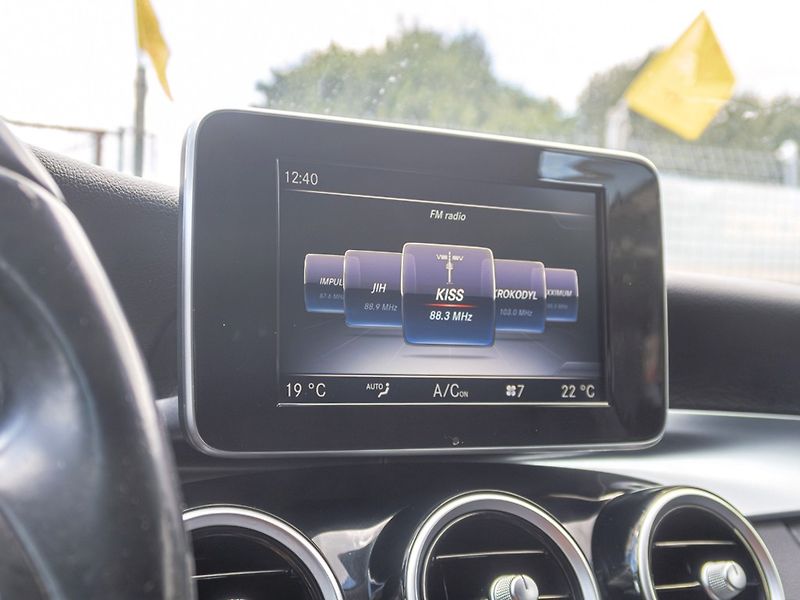 Mercedes-Benz Třídy C (2019) 220CDI LED – NAVIGACE - fotka 27 z 58