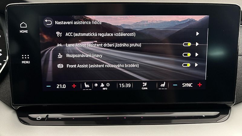 Škoda Octavia 2.0 TDI Style - fotka 25 z 26