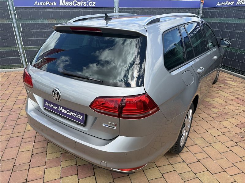 Volkswagen Golf Variant VII 1.6 TDI Lounge - fotka 6 z 16
