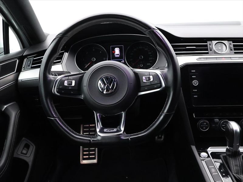 Volkswagen Passat 2.0 TDI 110kW DSG LED Kůže CZ - fotka 16 z 31