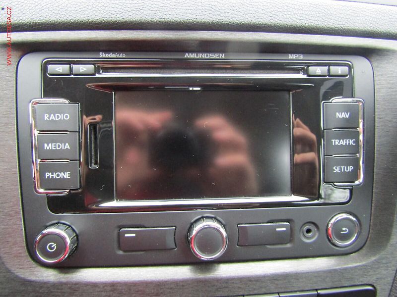 Škoda Octavia (2010) 2.0TDI, DSG - fotka 12 z 18