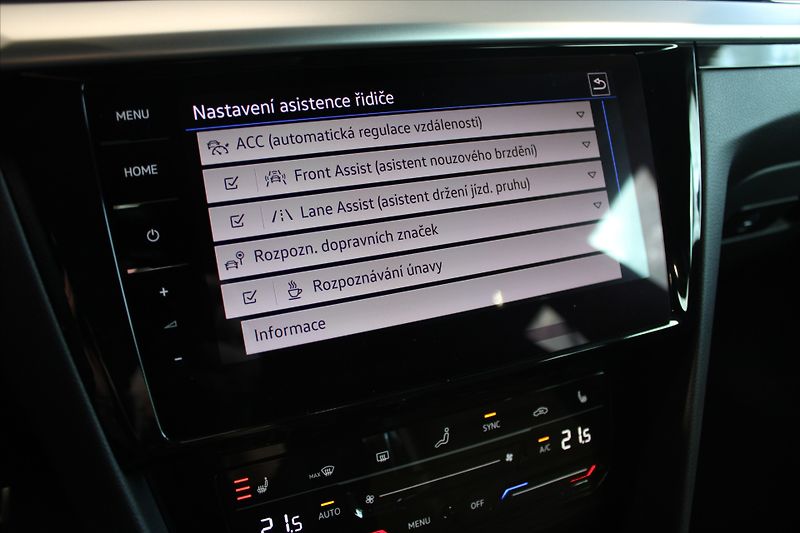 Volkswagen Arteon TDi DSG R-Line Shooting Brake - fotka 22 z 35