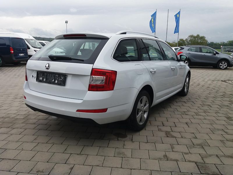 Škoda Octavia 1.4TSi,DSG,110kW,ZADÁNO !! - fotka 4 z 26