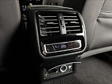 Volkswagen Passat 2,0 TDi  DSG R-Line LED Assist - náhled 16