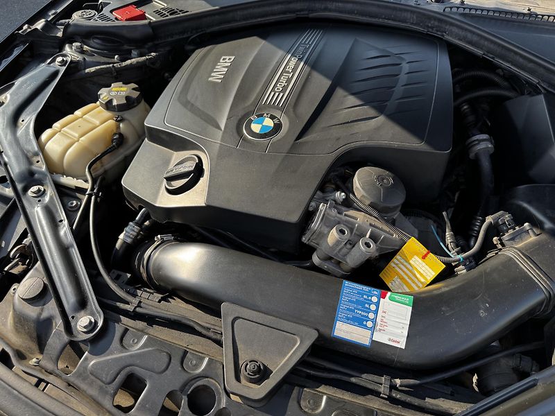 BMW Řada 4 (2014) 435i M-paket - fotka 38 z 38