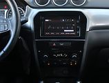 Suzuki Vitara (2017) 1.6 VVT, Serv.kniha, Navi - náhled 12