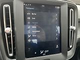 Volvo XC40 D3 Automat ČR 1.majitel - náhled 43
