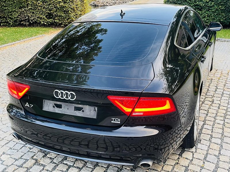 Audi A7 3.0TDI AUT 4x4 KAMERA TAŽNÉ - fotka 12 z 46