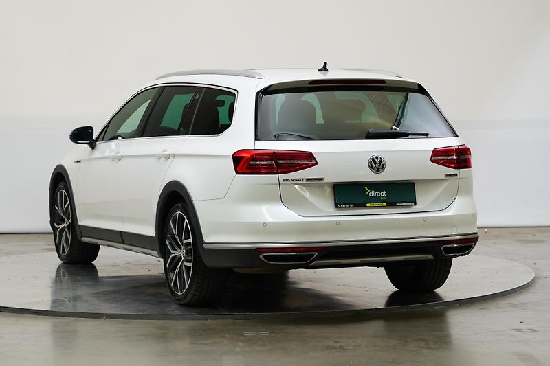 Volkswagen Passat - fotka 7 z 26