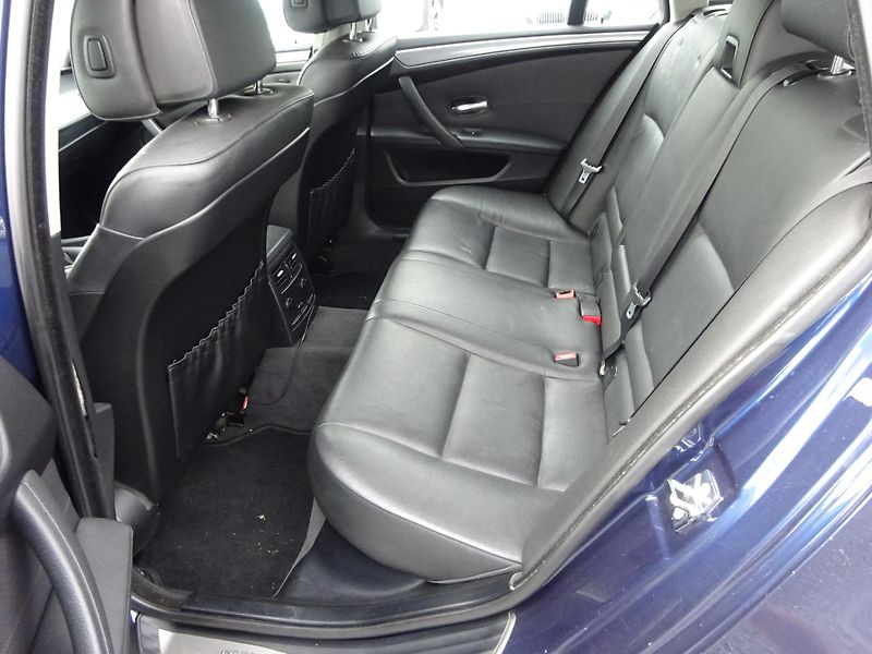 BMW Řada 5 520d 120kW KŮŽE SERVIS - fotka 7 z 31