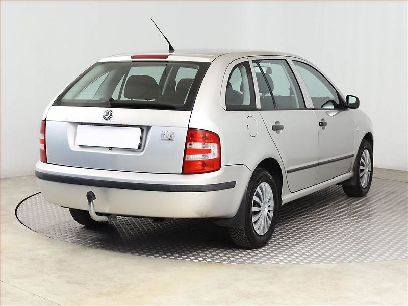 Škoda Fabia (2004) 1.2 12V, nová STK, Tažné - fotka 5 z 12