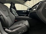 Volvo V60 (2026) B4 PLUS DARK AUT - náhled 25