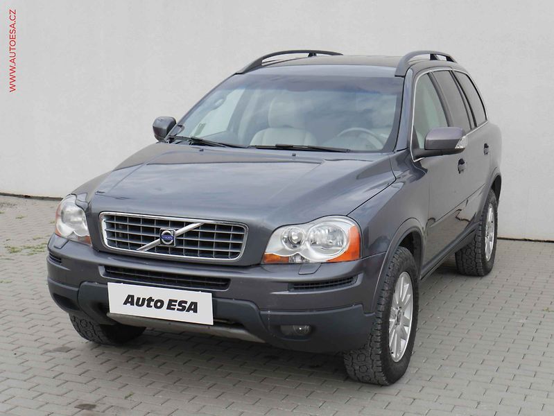 Volvo XC90 (2007) 2.4 D5 4x4, ČR, AT, xenon - fotka 3 z 17