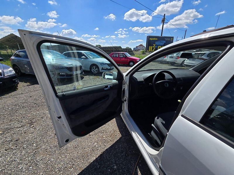 Škoda Fabia (2002) 1.4 i 55kw Elegance - fotka 9 z 22
