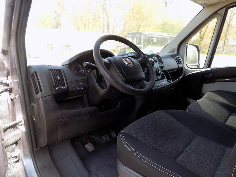 Fiat Ducato (2015) 2,3 96KW 7MÍST 3STR SKLÁPĚČ  - fotka 20 z 53