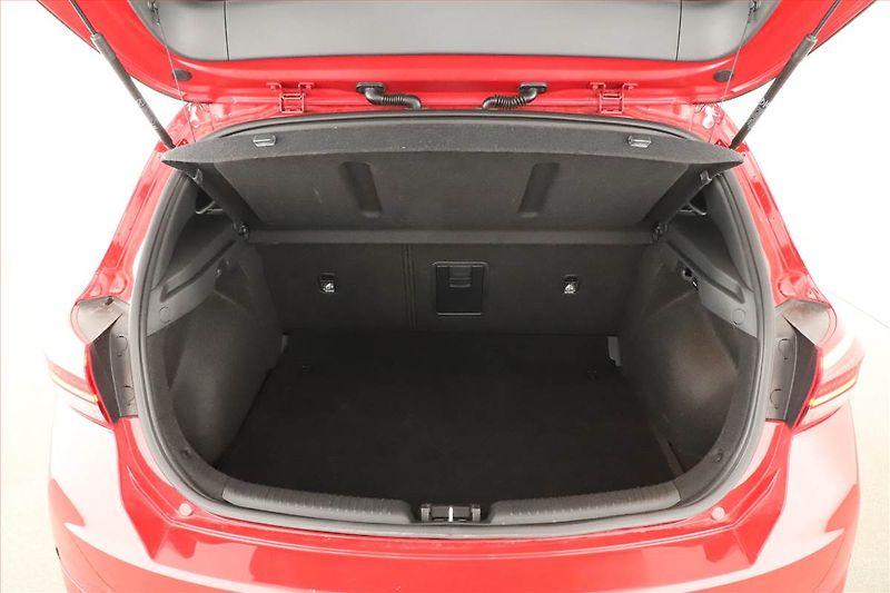 Hyundai i30 (2021) 1.5 T-GDI MHEV, Serv.kniha - fotka 11 z 15