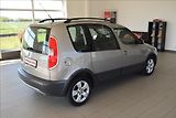 Škoda Roomster 1,2 TSi, 1.maj,SCOUT,digiklima - náhled 6