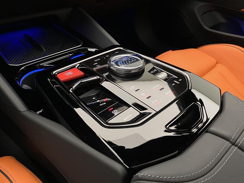 BMW M5 M5 TOURING B&W 1.maj. - fotka 25 z 45