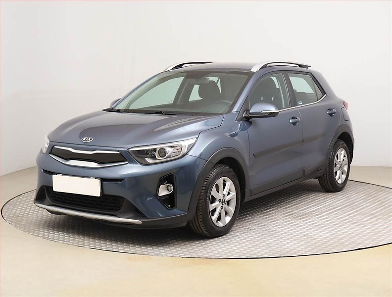 Kia Stonic (2019) 1.0 T-GDI, Automat, ČR,1.maj - fotka 2 z 24