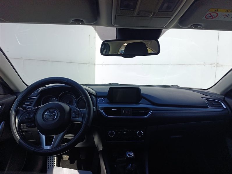 Mazda 6 2,2 D Aut.klima Navigace Tažné - fotka 15 z 41