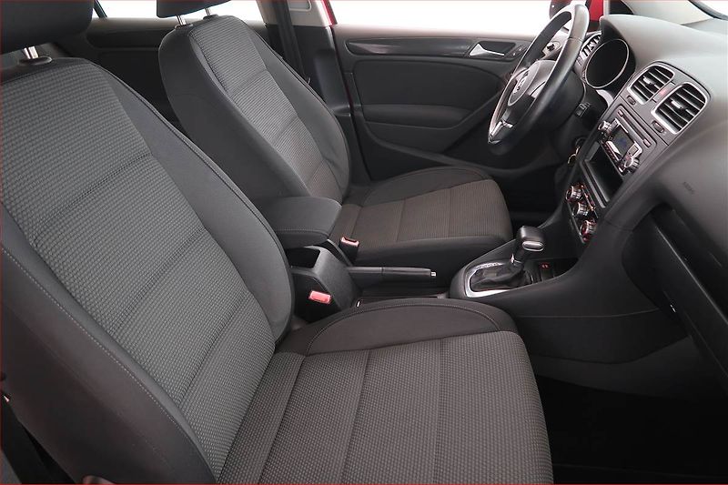 Volkswagen Golf (2009) 1.4 TSI, Automat - fotka 9 z 15