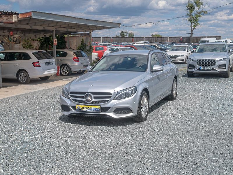 Mercedes-Benz Třídy C (2019) 220CDI LED – NAVIGACE - fotka 1 z 58