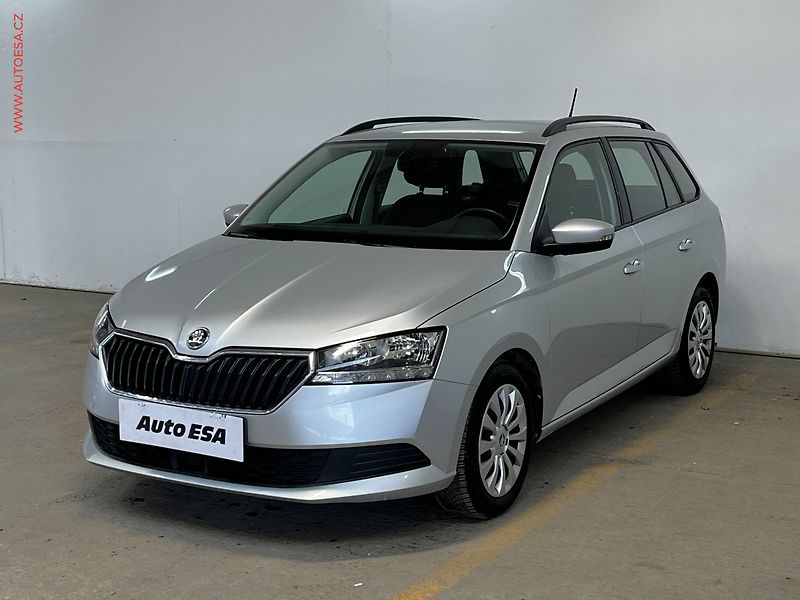 Škoda Fabia (2021) 1.0 TSi, Ambition, navi - fotka 3 z 16