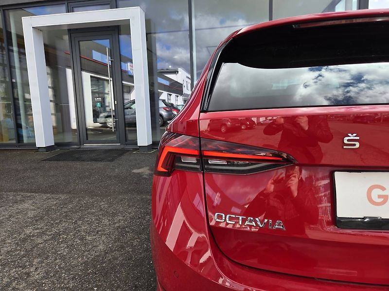 Škoda Octavia (2022) 1.5 TSI DSG Style+ - fotka 7 z 37